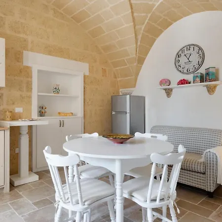 Le Lantane - Luxury Rooms Alessano Exterior photo