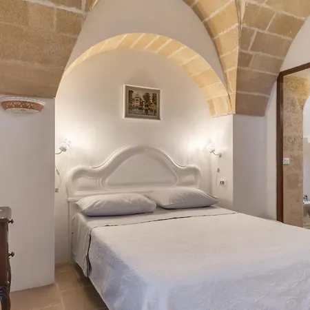 Le Lantane - Luxury Rooms Alessano Exterior photo
